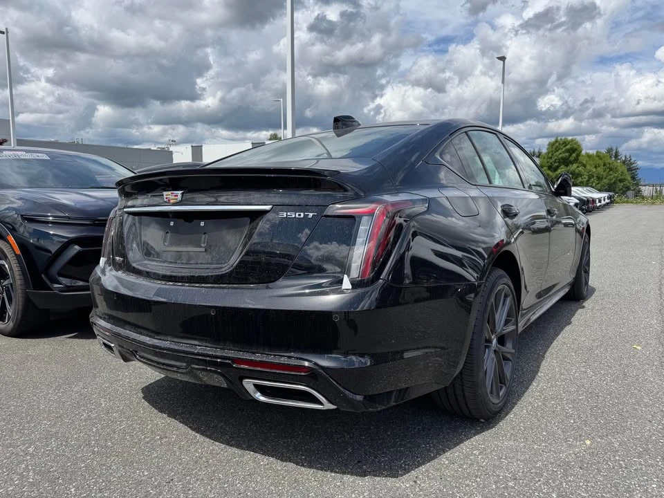 2026 Cadillac CT5 - Image 9 of 10