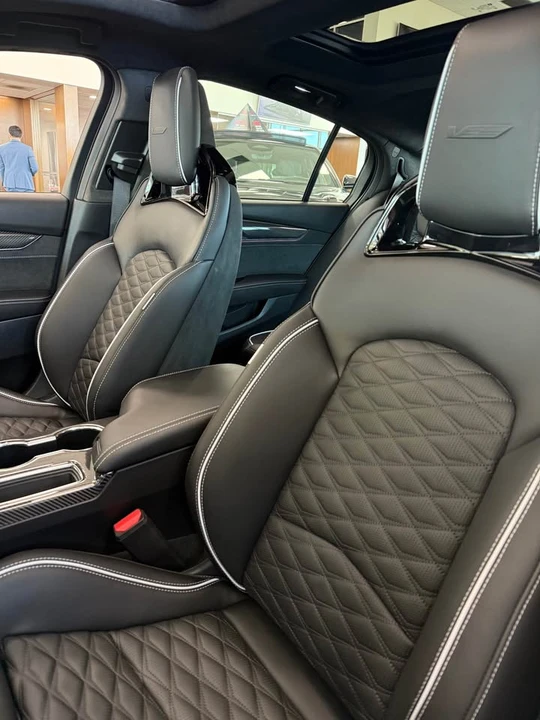 2026 Cadillac CT5-V Blackwing - Image 7 of 9