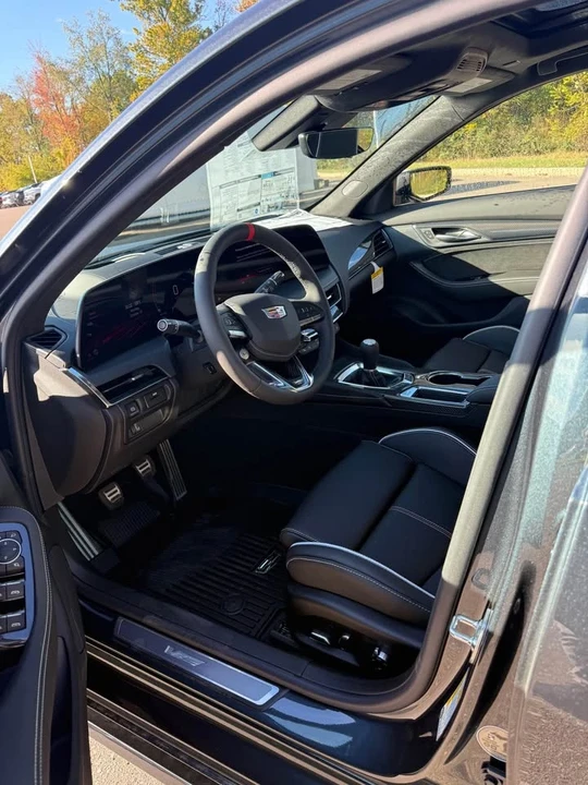 2026 Cadillac CT5-V Blackwing - Image 4 of 9