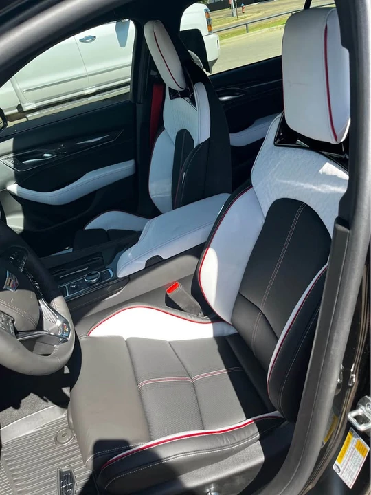 2026 Cadillac CT5-V Blackwing - Image 8 of 19