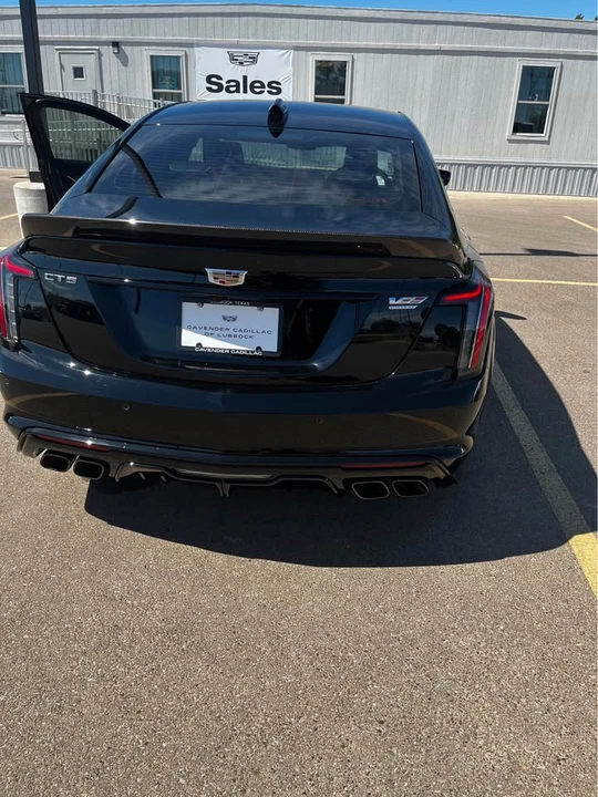 2026 Cadillac CT5-V Blackwing - Image 15 of 19