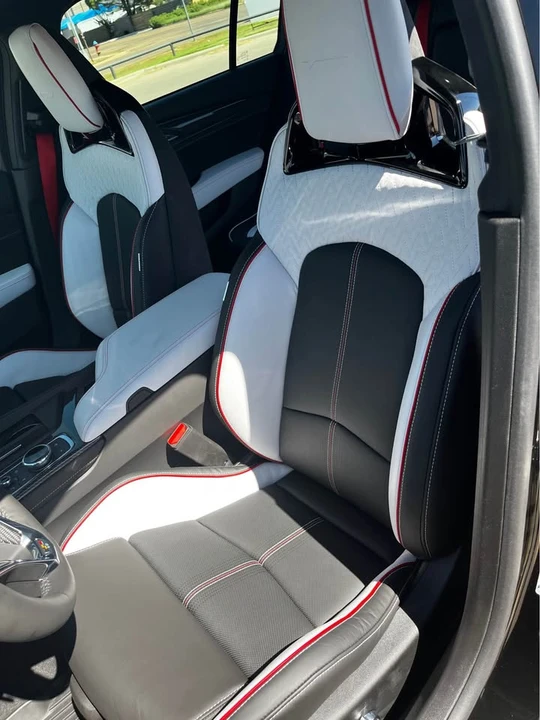2026 Cadillac CT5-V Blackwing - Image 9 of 19