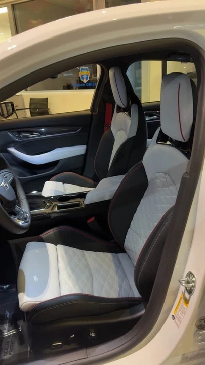 2026 Cadillac CT5-V Blackwing - Image 8 of 14