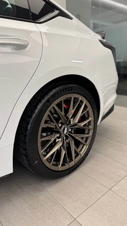 2026 Cadillac CT5-V Blackwing - Image 6 of 9