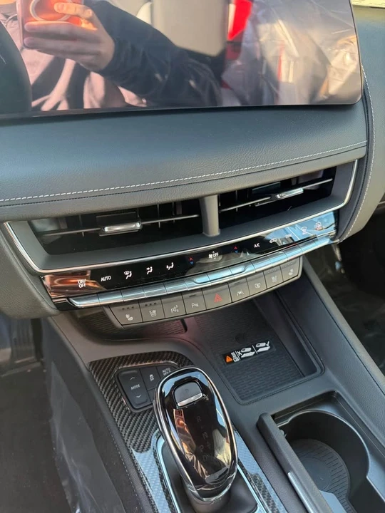 2026 Cadillac CT5-V Blackwing - Image 9 of 12