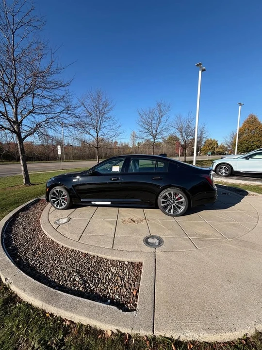 2026 Cadillac CT5-V Blackwing - Image 5 of 12
