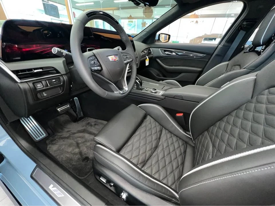2026 Cadillac CT5-V Blackwing - Image 6 of 6