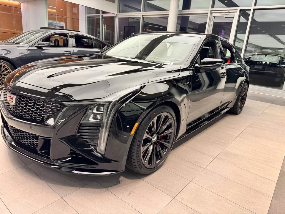 2026 Cadillac CT5-V Blackwing - Image 5 of 20