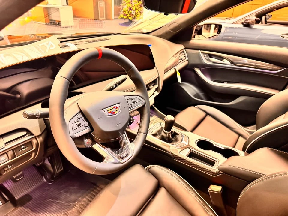 2026 Cadillac CT5-V Blackwing - Image 15 of 20