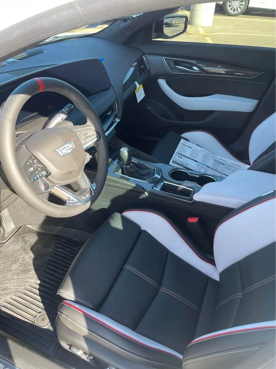 2026 Cadillac CT5-V Blackwing - Image 9 of 15