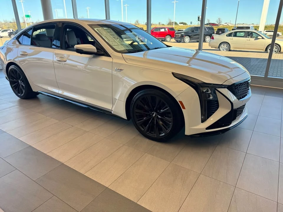 2026 Cadillac CT5-V Blackwing - Image 15 of 16