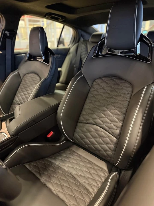 2026 Cadillac CT5-V Blackwing - Image 6 of 6