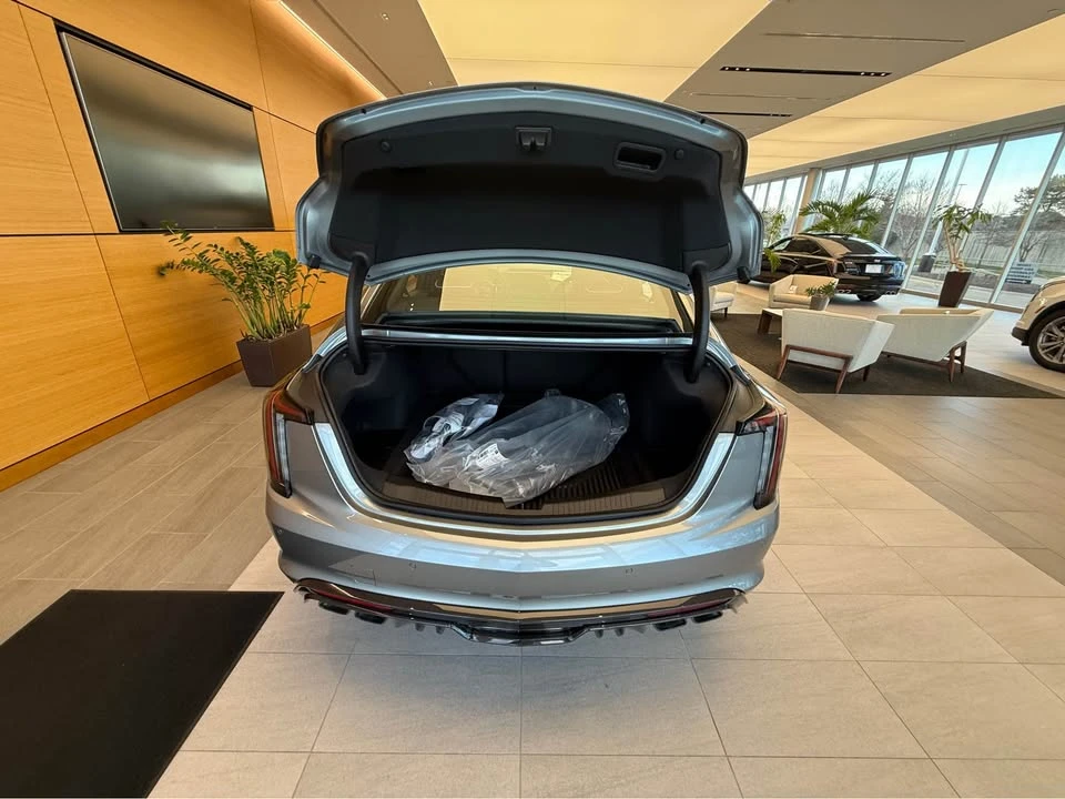 2026 Cadillac CT5-V Blackwing - Image 10 of 11