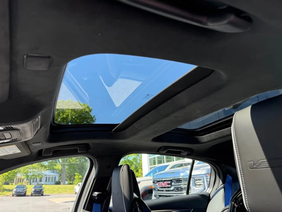 2026 Cadillac CT5-V Blackwing - Image 14 of 16