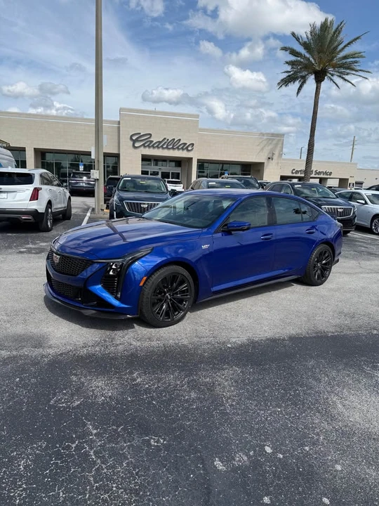 2026 Cadillac CT5-V Blackwing - Image 6 of 7