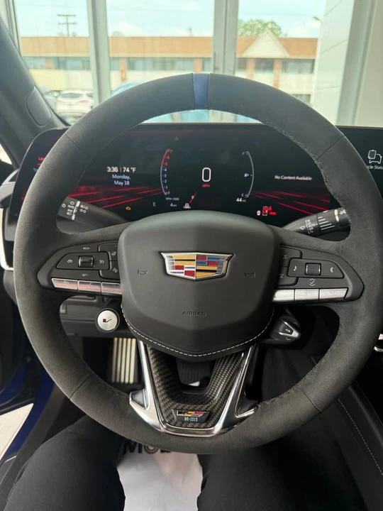 2026 Cadillac CT5-V Blackwing - Image 11 of 19