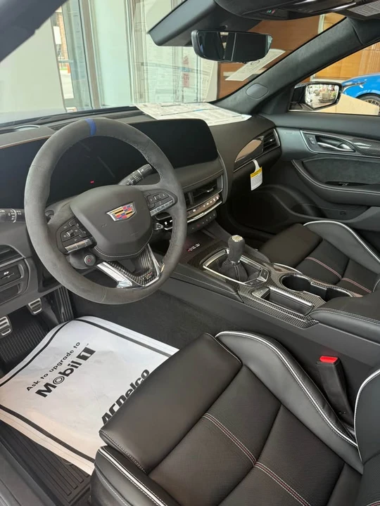 2026 Cadillac CT5-V Blackwing - Image 10 of 19