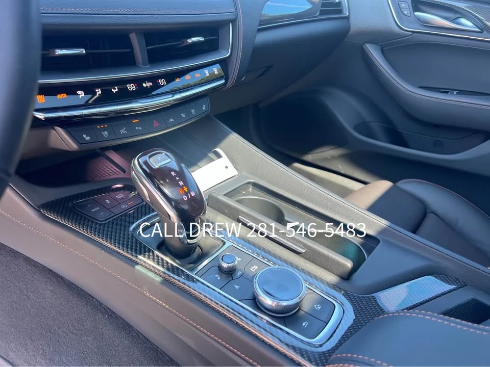 2026 Cadillac CT5-V - Image 13 of 19
