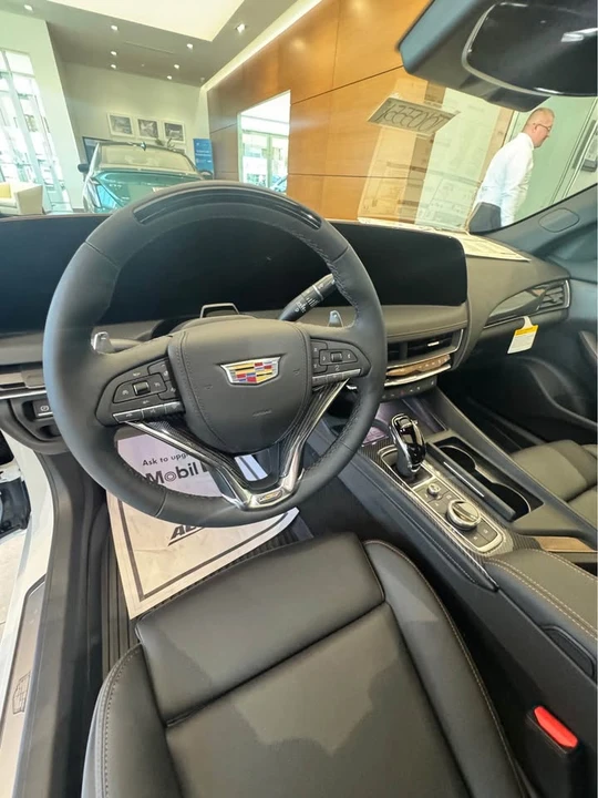 2026 Cadillac CT5-V - Image 5 of 13