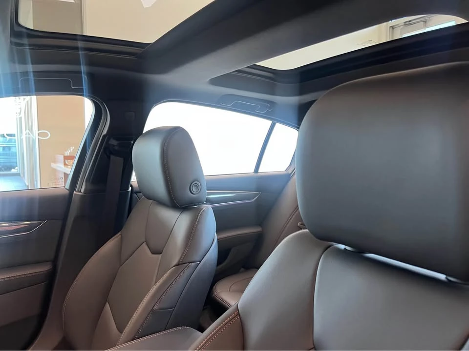 2026 Cadillac CT5-V - Image 9 of 12