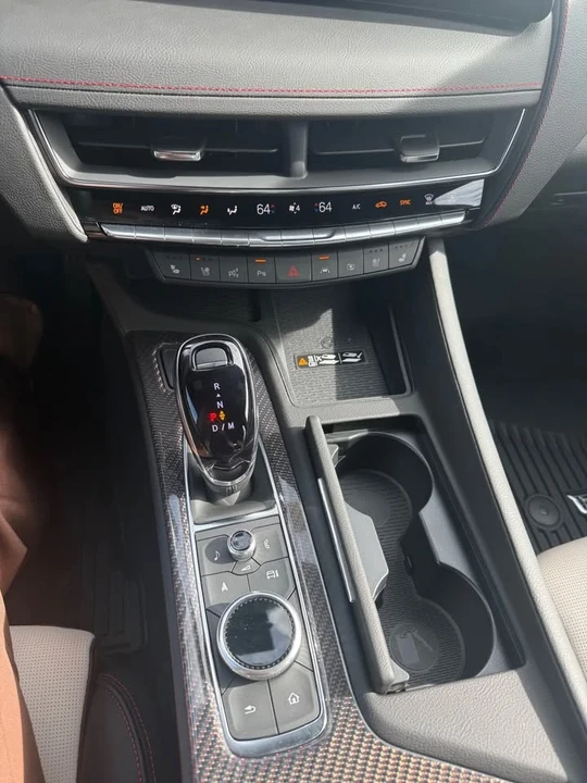 2026 Cadillac CT5-V - Image 10 of 12