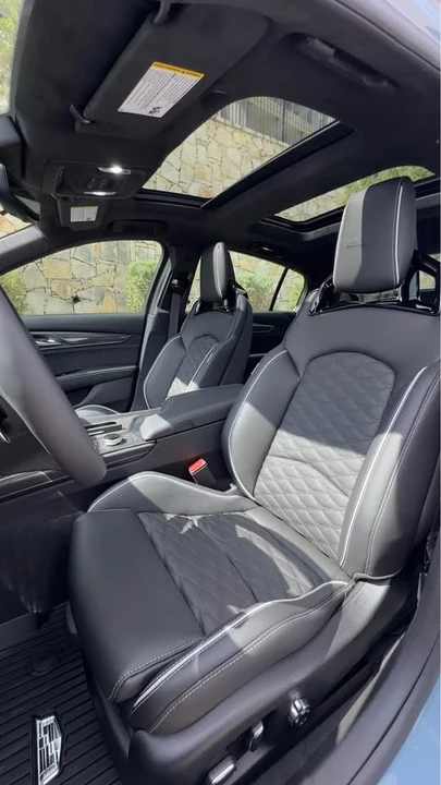 2026 Cadillac CT5-V - Image 7 of 10