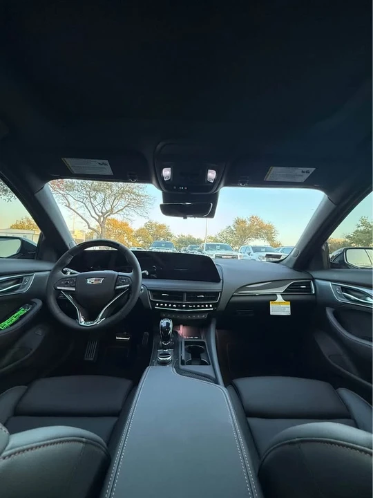 2026 Cadillac CT5-V - Image 7 of 8