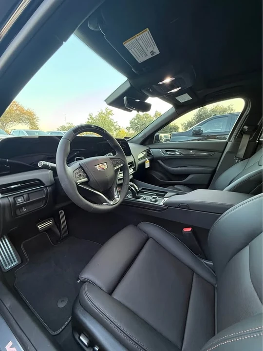 2026 Cadillac CT5-V - Image 6 of 8