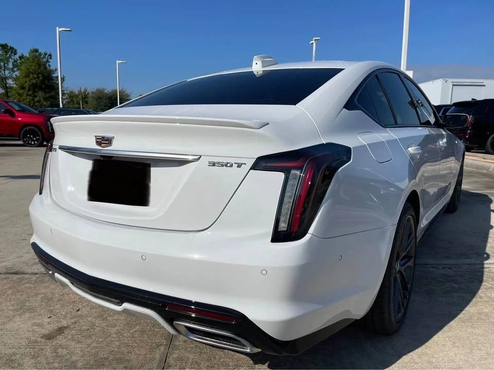 2026 Cadillac CT5-V - Image 4 of 5