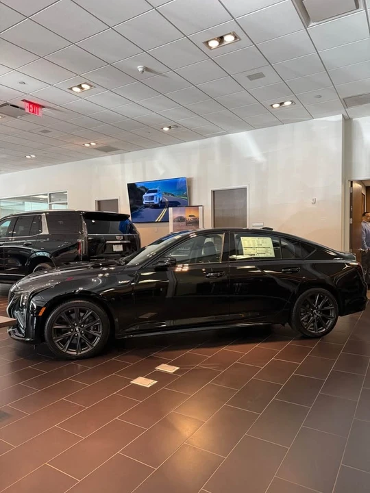 2026 Cadillac CT5-V - Image 4 of 5