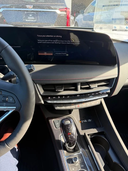 2026 Cadillac CT5-V - Image 9 of 10