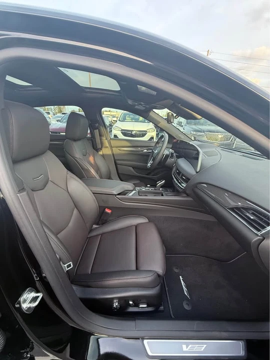 2026 Cadillac CT5-V - Image 7 of 10