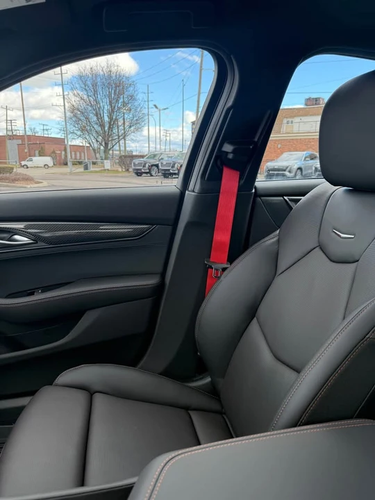 2026 Cadillac CT5-V - Image 12 of 13