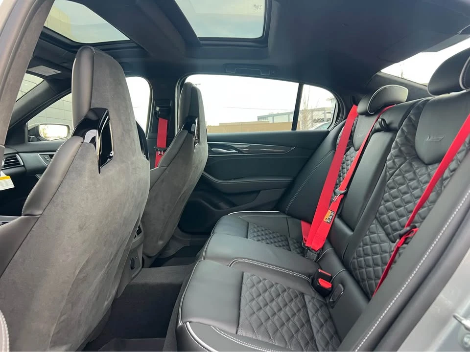 2026 Cadillac CT5-V - Image 10 of 11