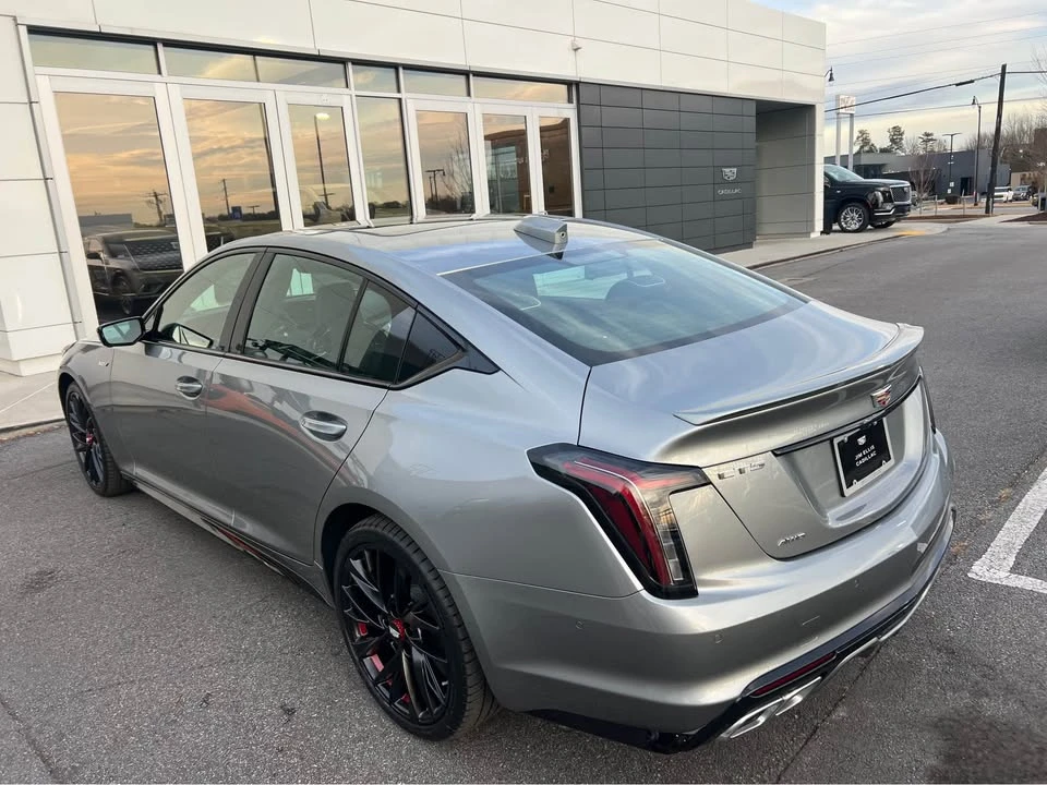 2026 Cadillac CT5-V - Image 4 of 11