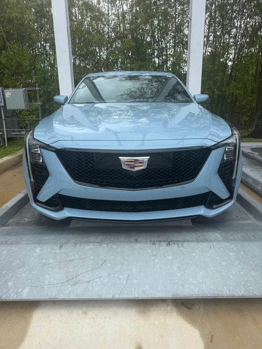 2026 Cadillac CT5-V - Image 3 of 12