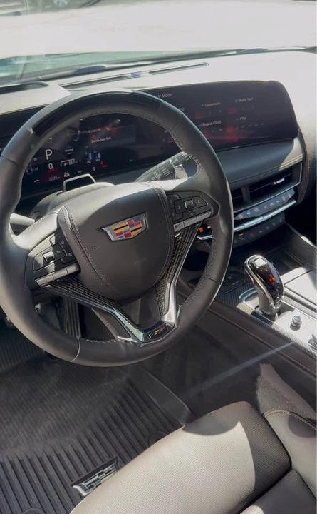 2026 Cadillac CT5-V - Image 11 of 14