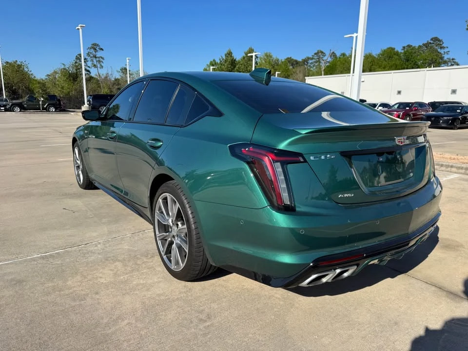 2026 Cadillac CT5-V - Image 10 of 12