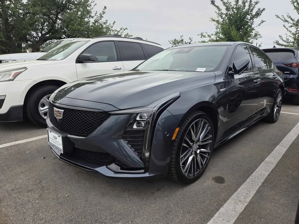 2026 Cadillac CT5-V - Image 3 of 10