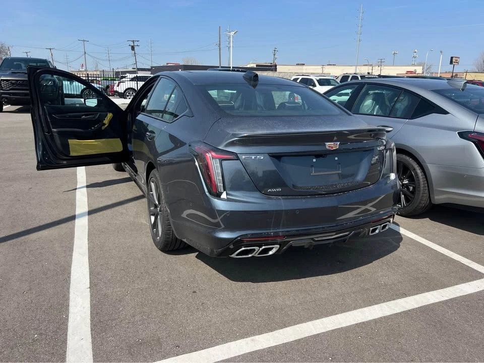 2026 Cadillac CT5-V - Image 10 of 14
