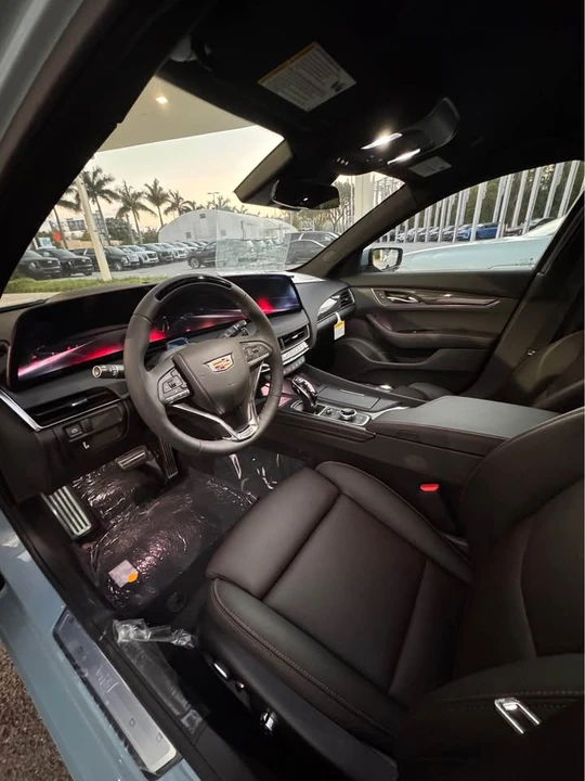 2026 Cadillac CT5-V - Image 6 of 9