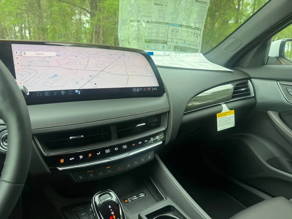 2026 Cadillac CT5-V - Image 12 of 13
