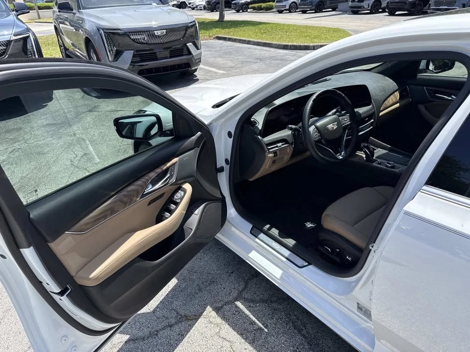 2026 Cadillac CT5 - Image 17 of 20