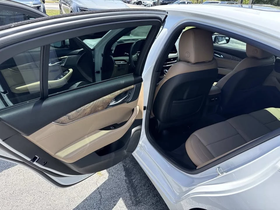 2026 Cadillac CT5 - Image 12 of 20