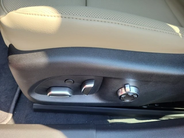 2026 Cadillac CT5 - Image 10 of 20