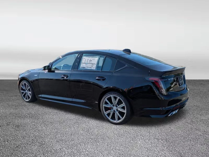 2026 Cadillac CT5-V - Image 9 of 10