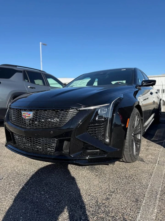 2026 Cadillac CT5-V Blackwing - Image 4 of 11