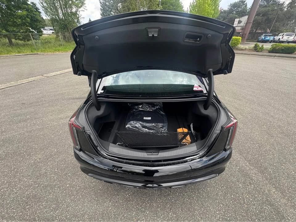 2026 Cadillac CT5-V Blackwing - Image 11 of 12