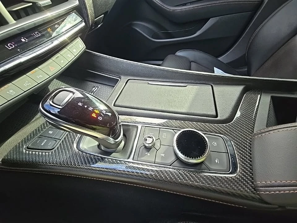 2026 Cadillac CT5-V - Image 11 of 12