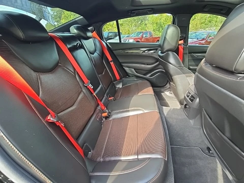 2026 Cadillac CT5-V - Image 9 of 12